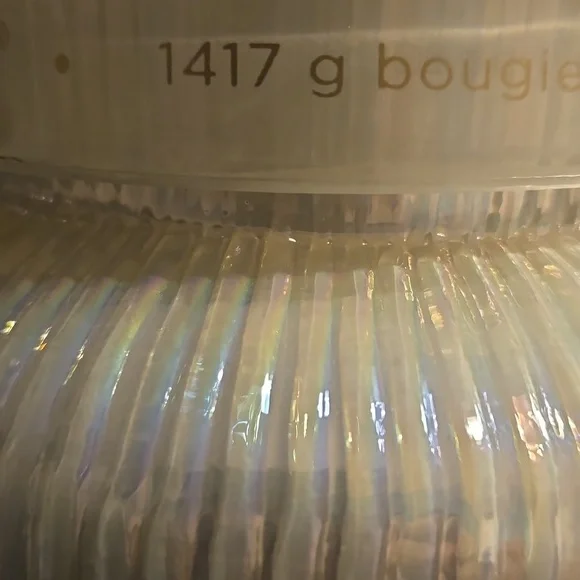 Capri Blue Volcano Glass Candle, Scent: Volcano, Size 50 oz., Retail $122.00 USD - Picture 10 of 12